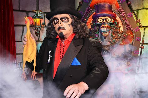 From Howling to Screaming: The Evolution of Svengoolie's Curse of the Werewolf